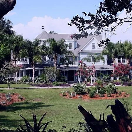 Heron Cay Lakeview Bed & Breakfast-2